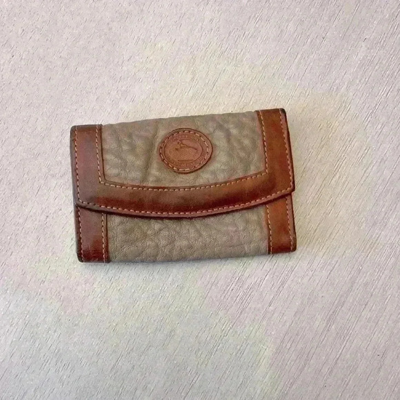 Vintage Dooney & Bourke Key Case Holder - Picture 1 of 6